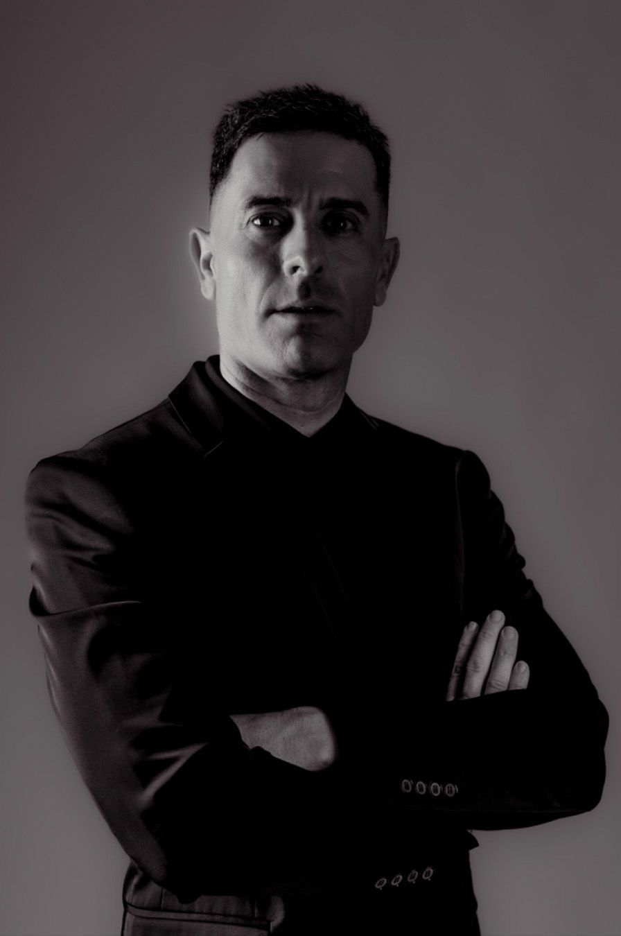Néstor Mendoza, consultor de rentabilidad para peluquerías y barberías